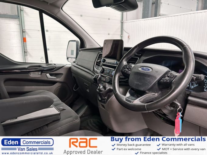 2025 Ford Transit Custom