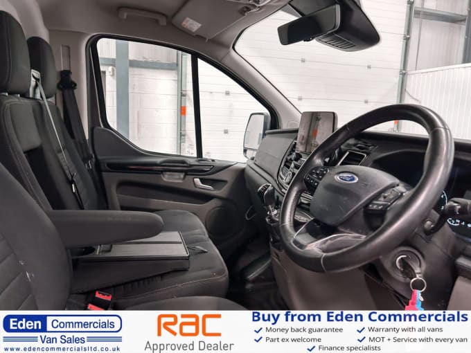 2025 Ford Transit Custom