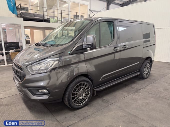 2025 Ford Transit Custom