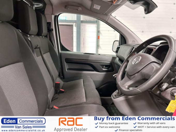 2025 Vauxhall Vivaro
