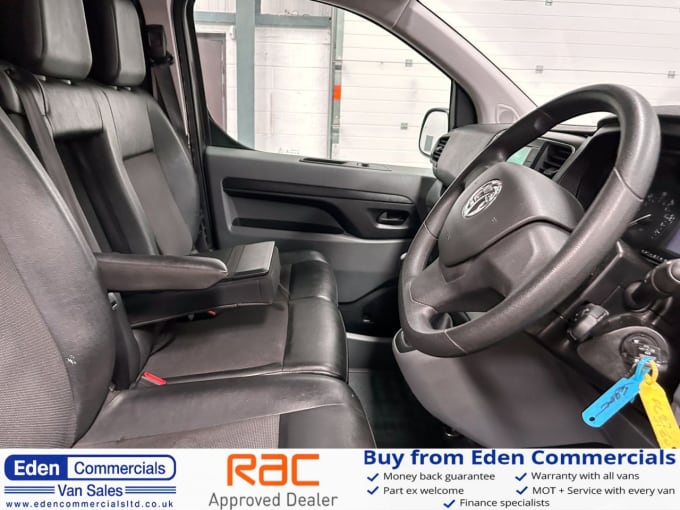 2025 Vauxhall Vivaro