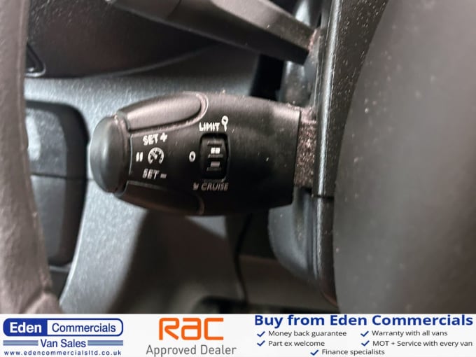 2025 Vauxhall Vivaro