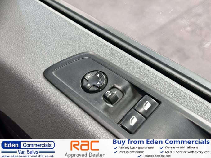 2025 Vauxhall Vivaro
