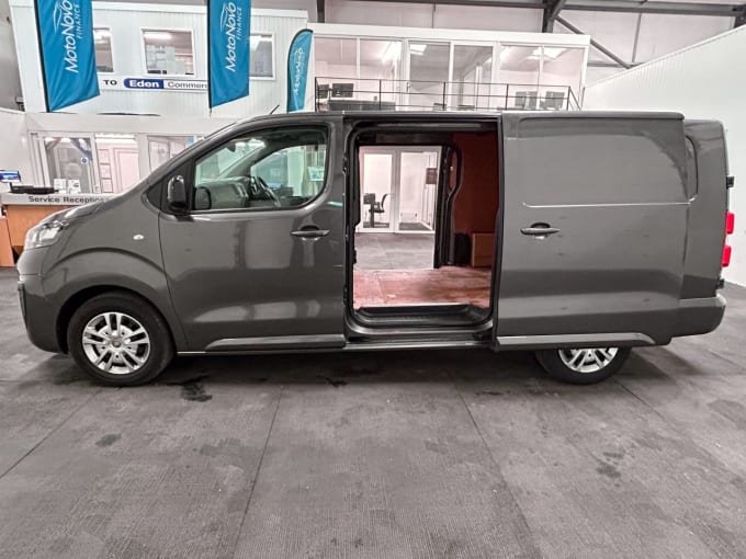 2025 Vauxhall Vivaro
