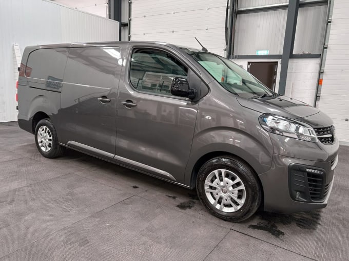 2025 Vauxhall Vivaro