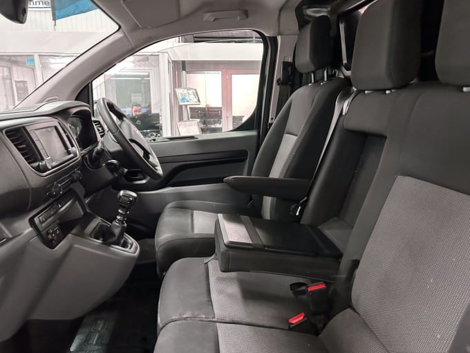 2025 Vauxhall Vivaro
