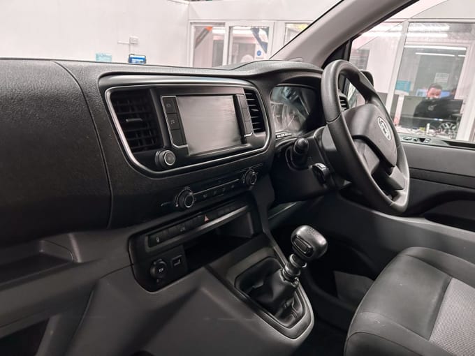 2025 Vauxhall Vivaro