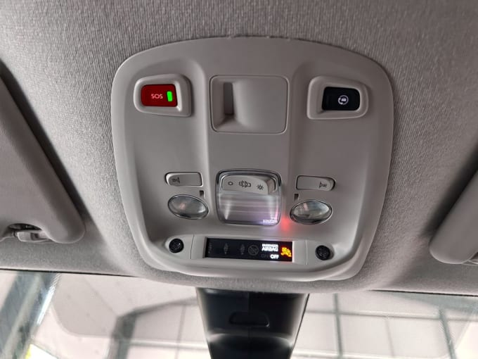 2025 Vauxhall Vivaro