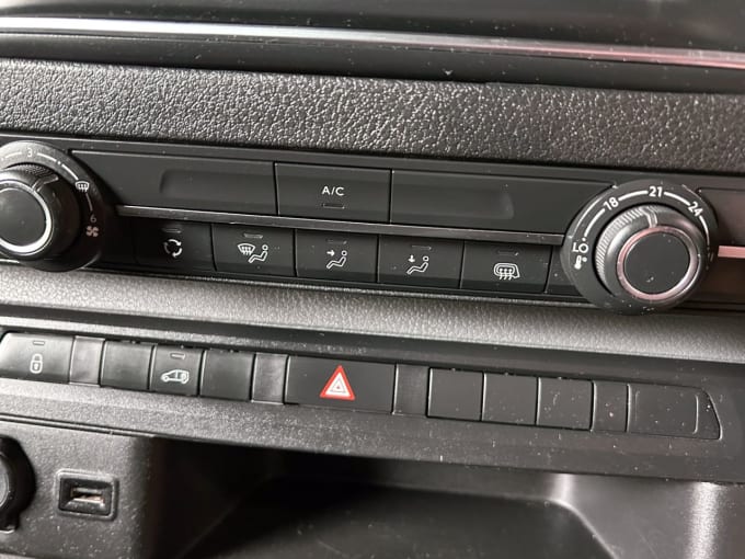 2025 Vauxhall Vivaro
