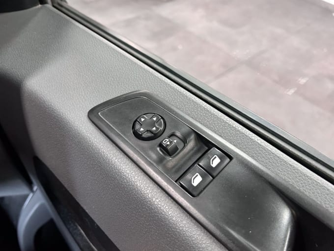 2025 Vauxhall Vivaro