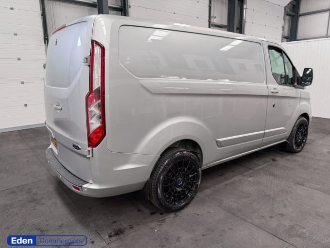 2025 Ford Transit Custom
