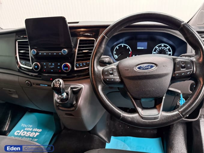 2025 Ford Transit Custom