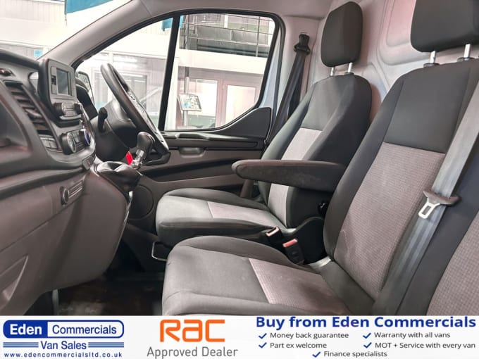 2025 Ford Transit Custom
