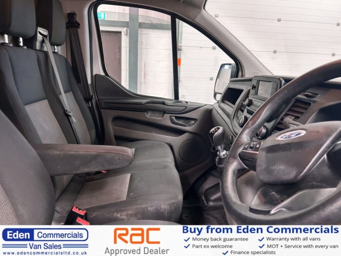 2025 Ford Transit Custom