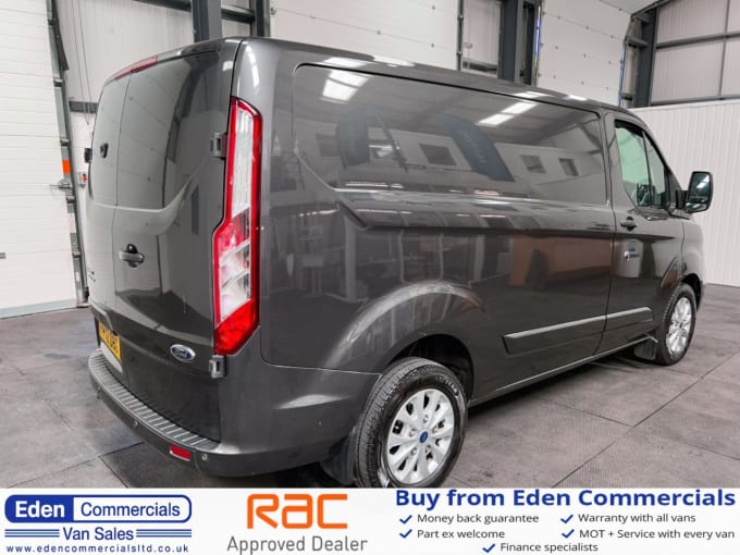 2025 Ford Transit Custom