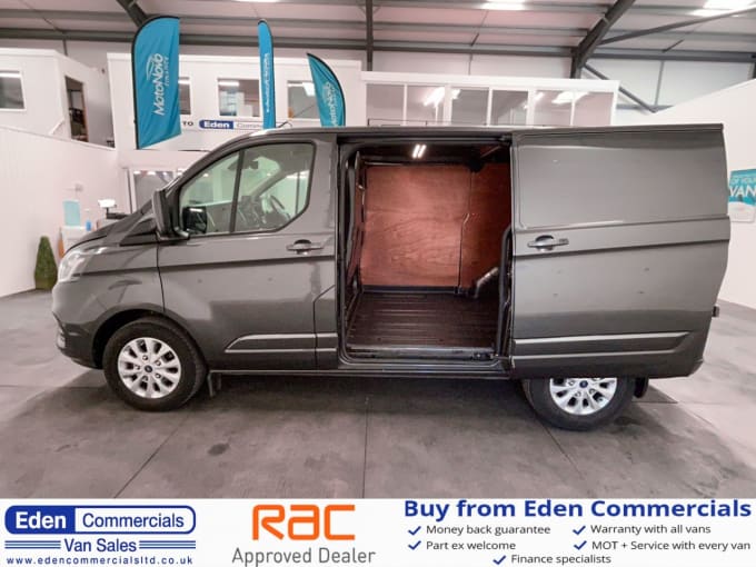 2025 Ford Transit Custom