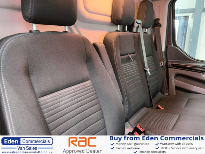 2025 Ford Transit Custom