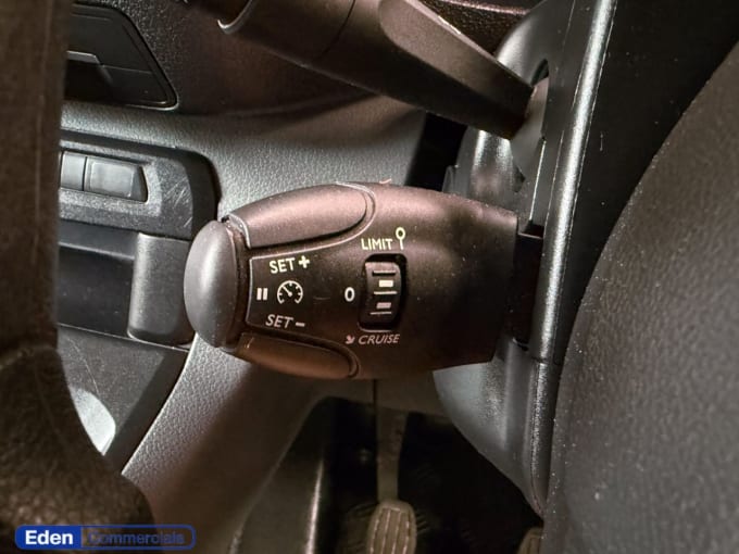 2025 Vauxhall Vivaro