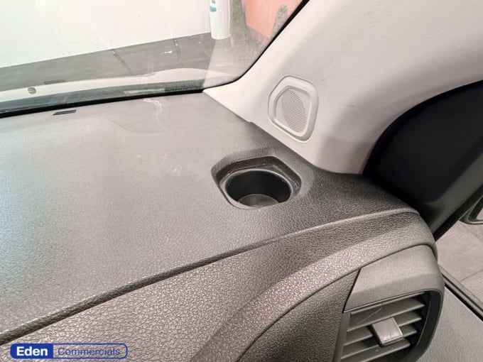 2025 Vauxhall Vivaro
