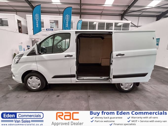 2025 Ford Transit Custom