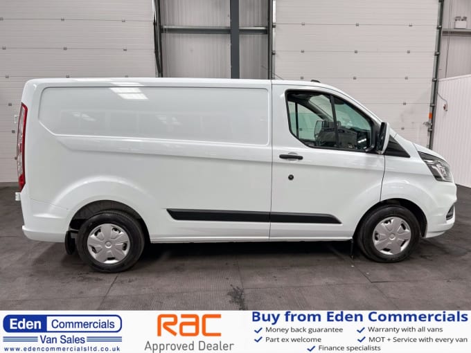 2025 Ford Transit Custom