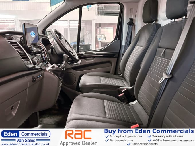 2025 Ford Transit Custom