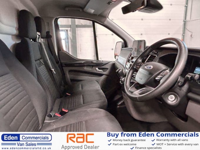 2025 Ford Transit Custom