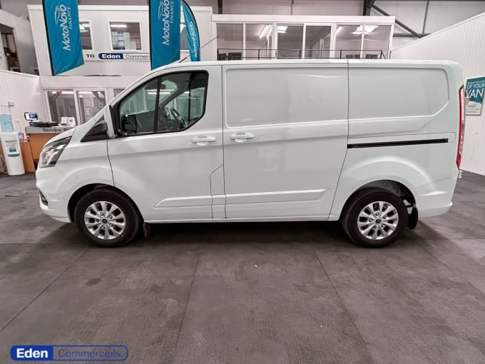 2025 Ford Transit Custom