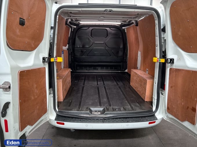 2025 Ford Transit Custom