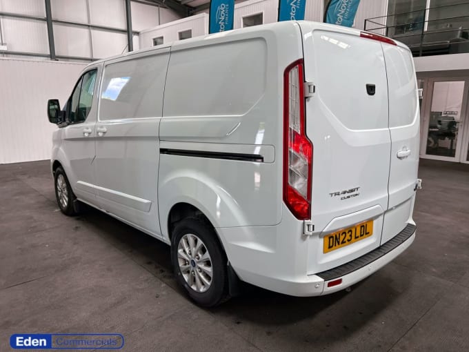 2025 Ford Transit Custom