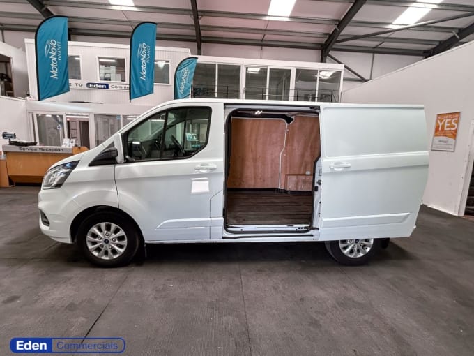 2025 Ford Transit Custom