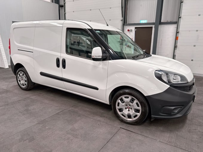2025 Fiat Doblo