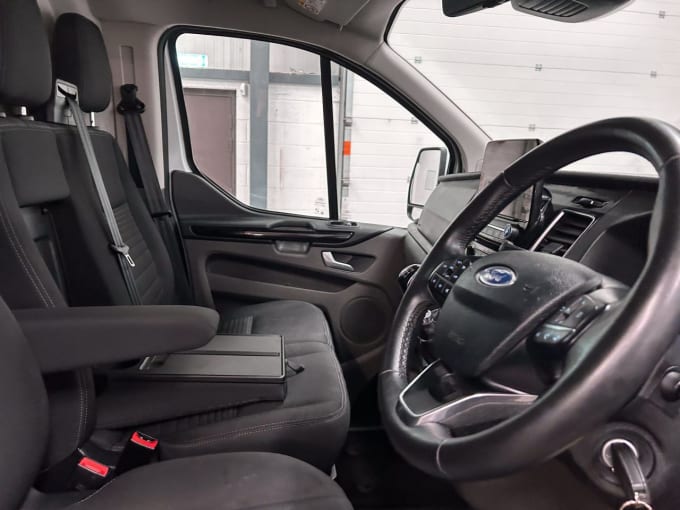 2025 Ford Transit Custom