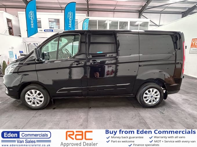 2025 Ford Transit Custom