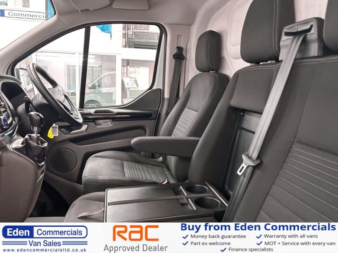 2025 Ford Transit Custom