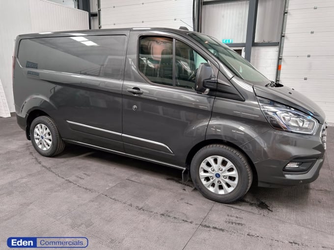 2025 Ford Transit Custom