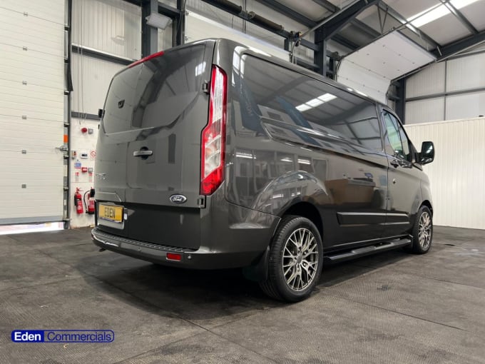 2025 Ford Transit Custom