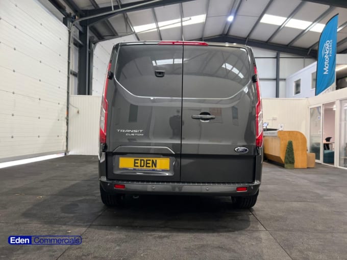 2025 Ford Transit Custom