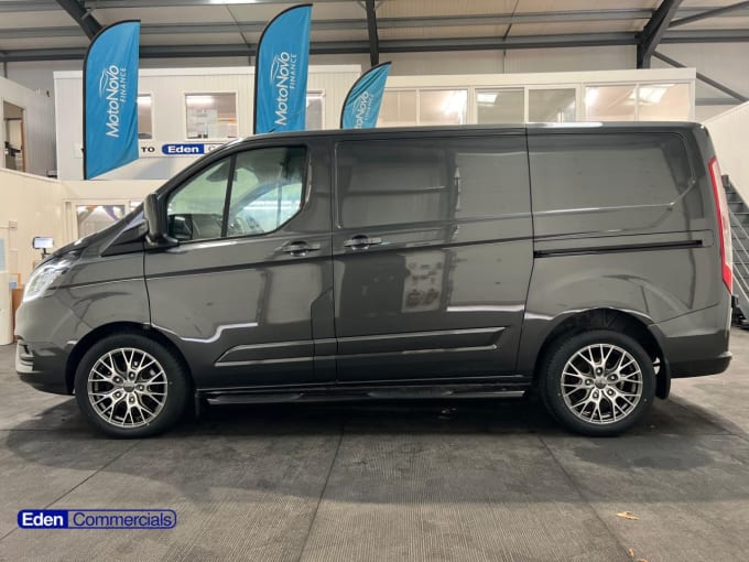 2025 Ford Transit Custom