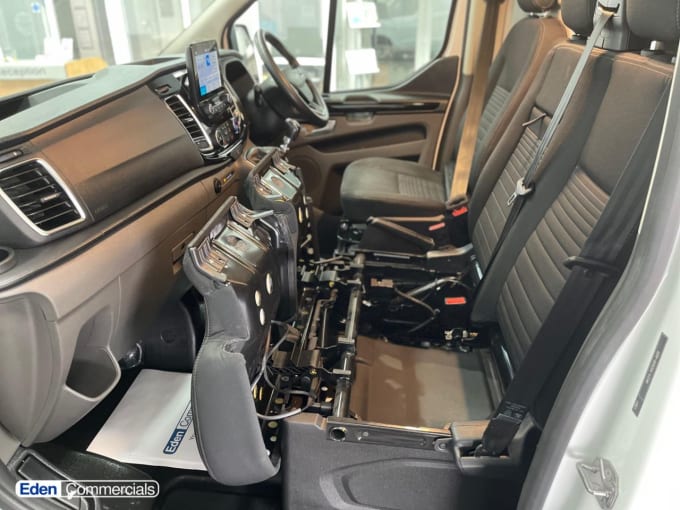 2025 Ford Transit Custom