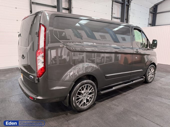 2025 Ford Transit Custom