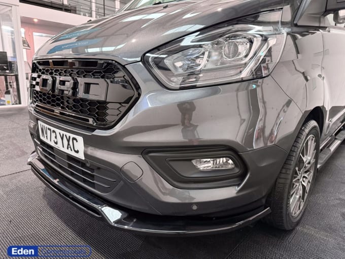 2025 Ford Transit Custom