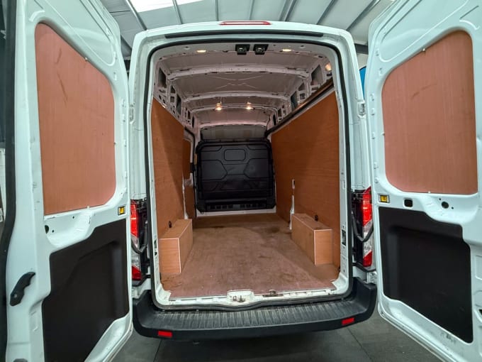 2025 Ford Transit