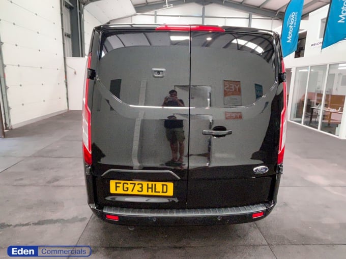 2025 Ford Transit Custom
