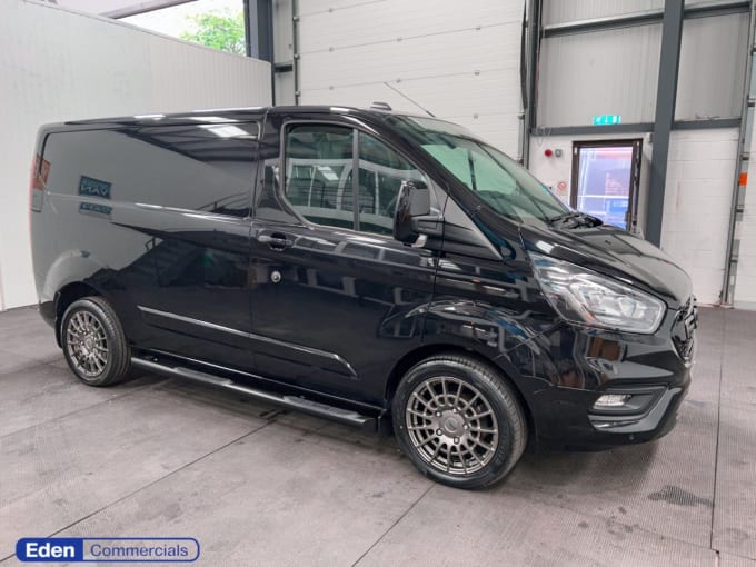 2025 Ford Transit Custom