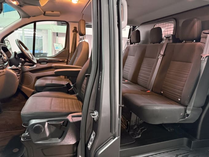 2025 Ford Transit Custom