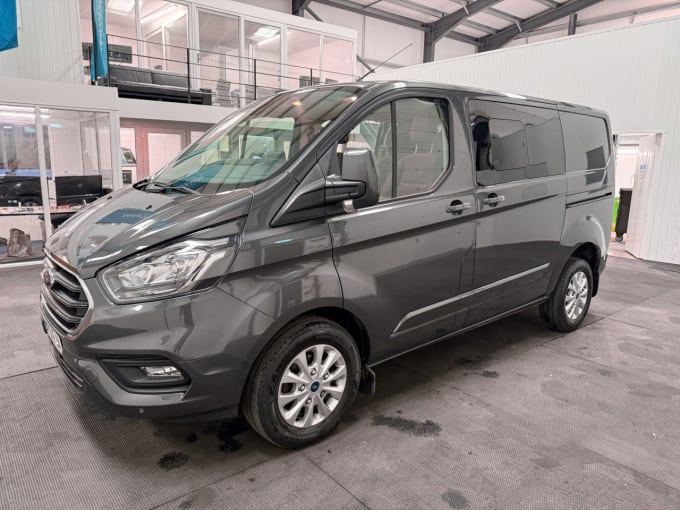 2025 Ford Transit Custom