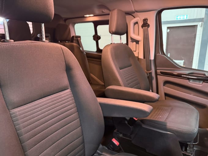 2025 Ford Transit Custom