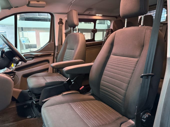 2025 Ford Transit Custom