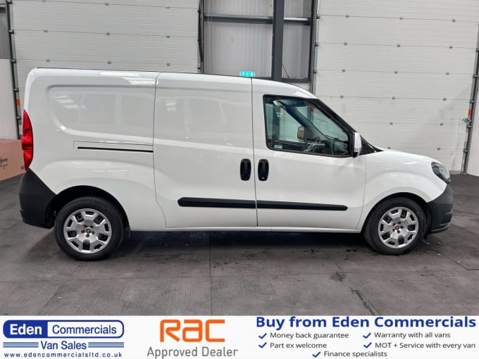 2025 Fiat Doblo
